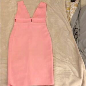 Elegant Pink Sleeveless Dress